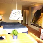 Mon Klintholm Vintage Bed & Breakfast