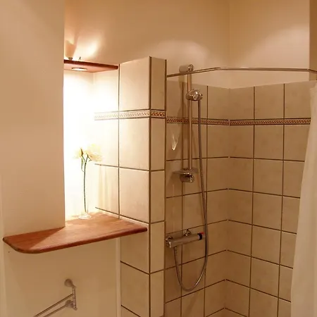 Klintholm Bistro Bed & Breakfast Borre