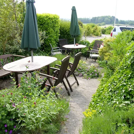 Bed & Breakfast Klintholm Bistro Borre