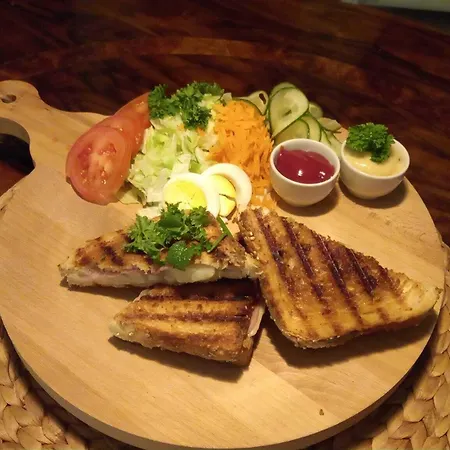 Klintholm Bistro Bed & Breakfast 3*