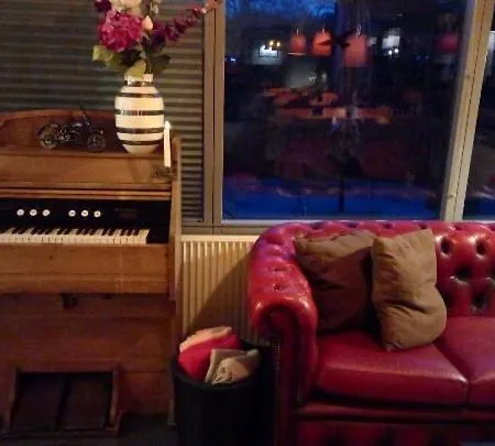 Mon Klintholm Vintage Bed and breakfast 4*