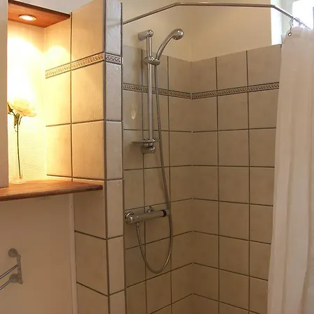 Klintholm Bistro Bed & Breakfast 3*