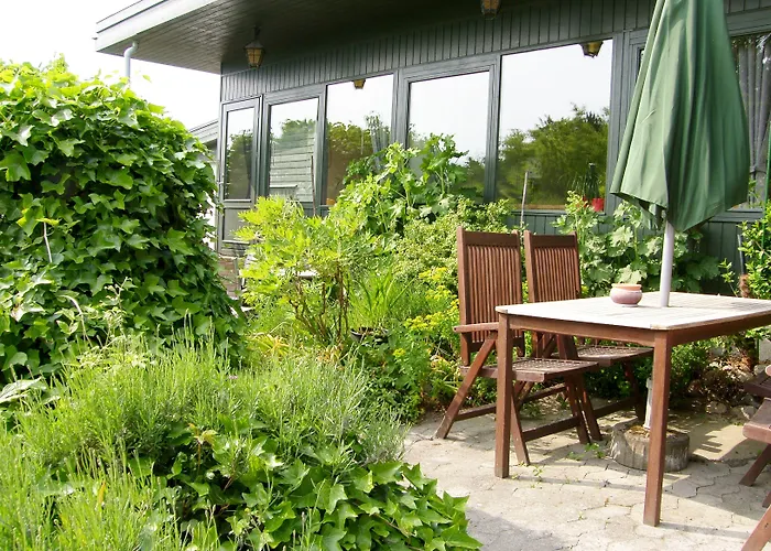 Mon Klintholm Vintage Bed and Breakfast